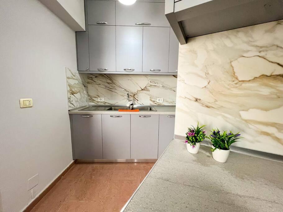 Scanderbeg Square 2Br Apt Tirana Esterno foto
